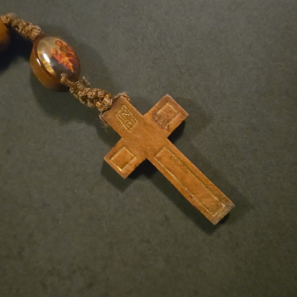 Crucifix set - Picture 2 of 3